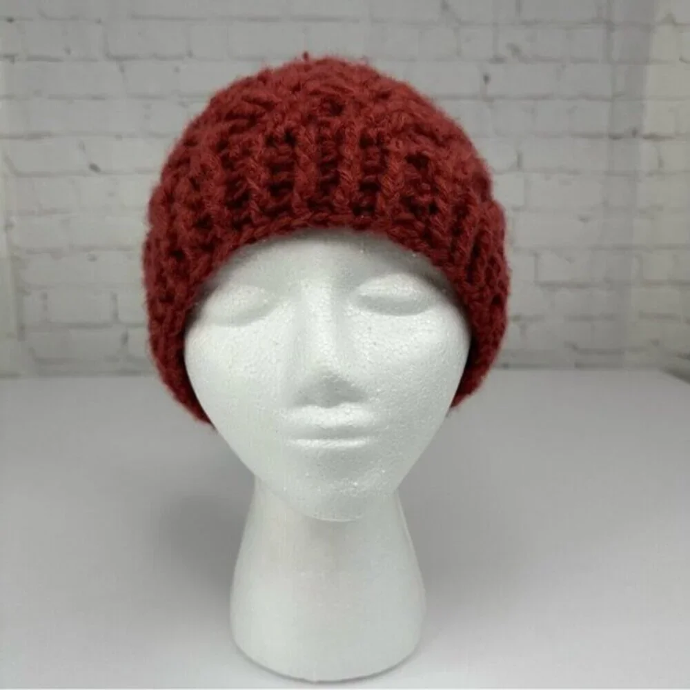 Created By Cyd Handmade Rust Red Basketweave Knit Pom Beanie Hat Women‎ NEW